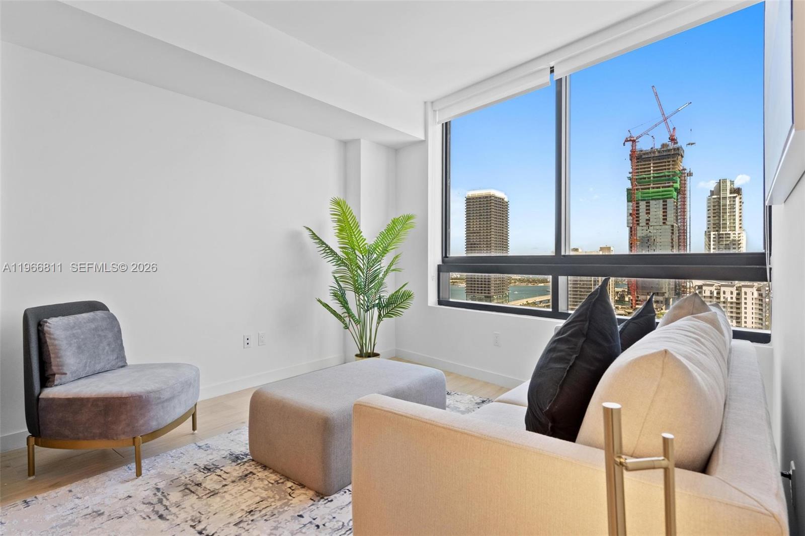 MIAMI NORTH - Residential