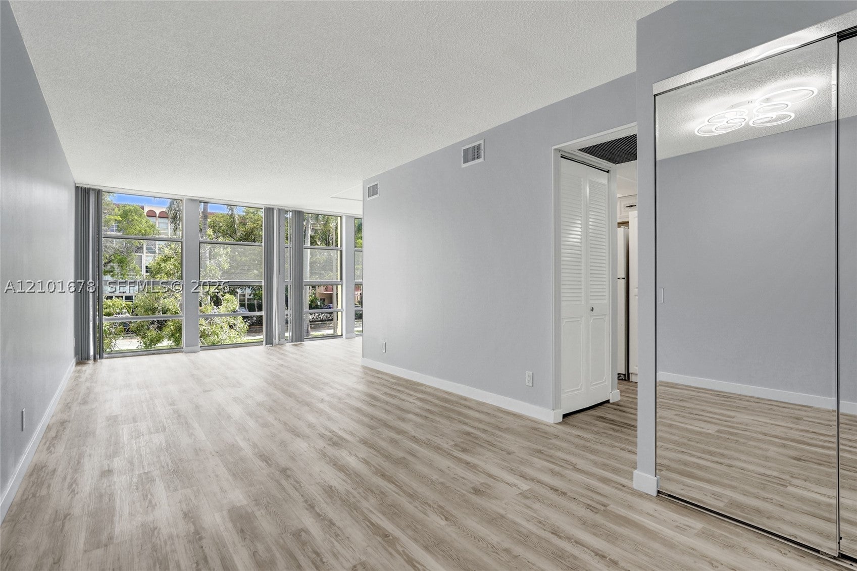 2000 Atlantic Shores Blvd 207