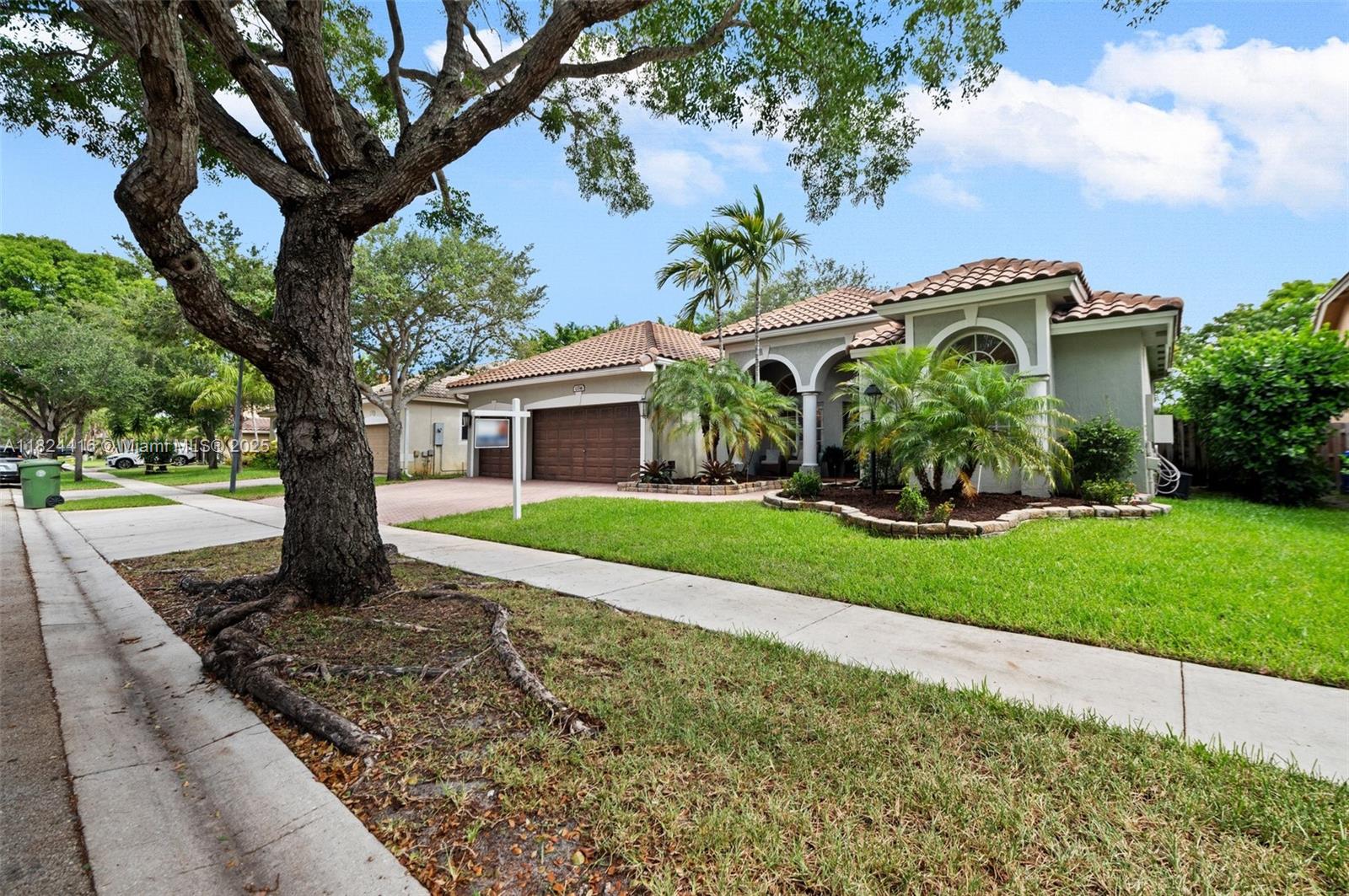 13741 NW 23rd St, Pembroke Pines, FL, 33028/$959,999 2 13741 NW 23rd St