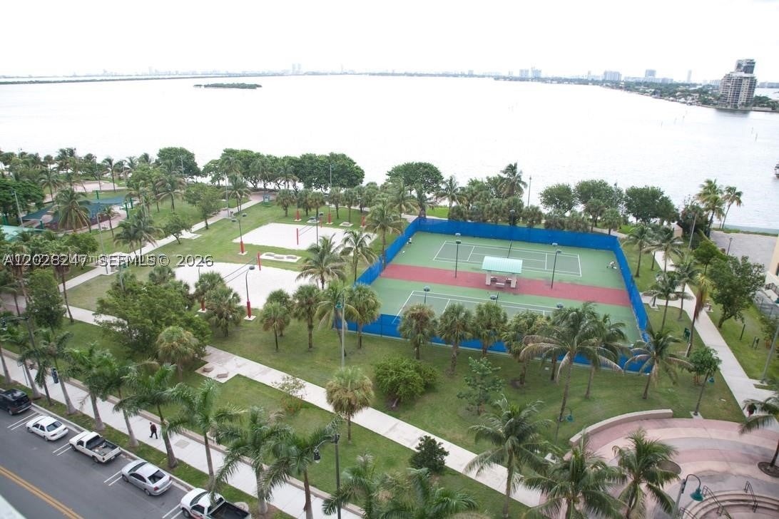 1800 N Bayshore Dr 2310