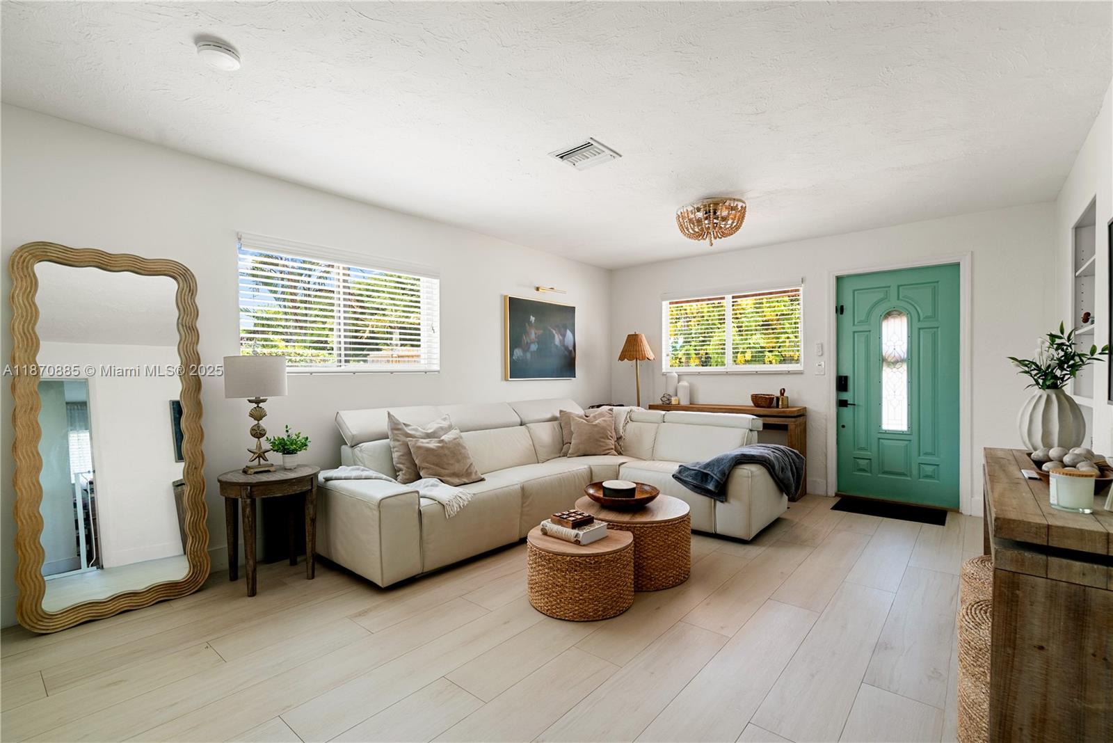 HARBOR SHORES - Residential