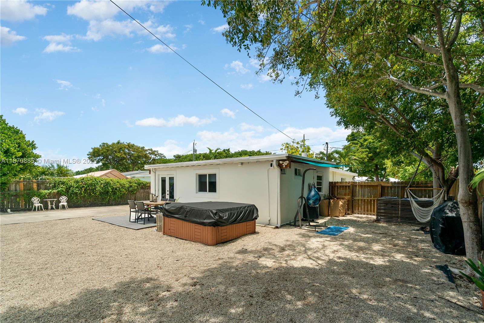 HARBOR SHORES - Residential