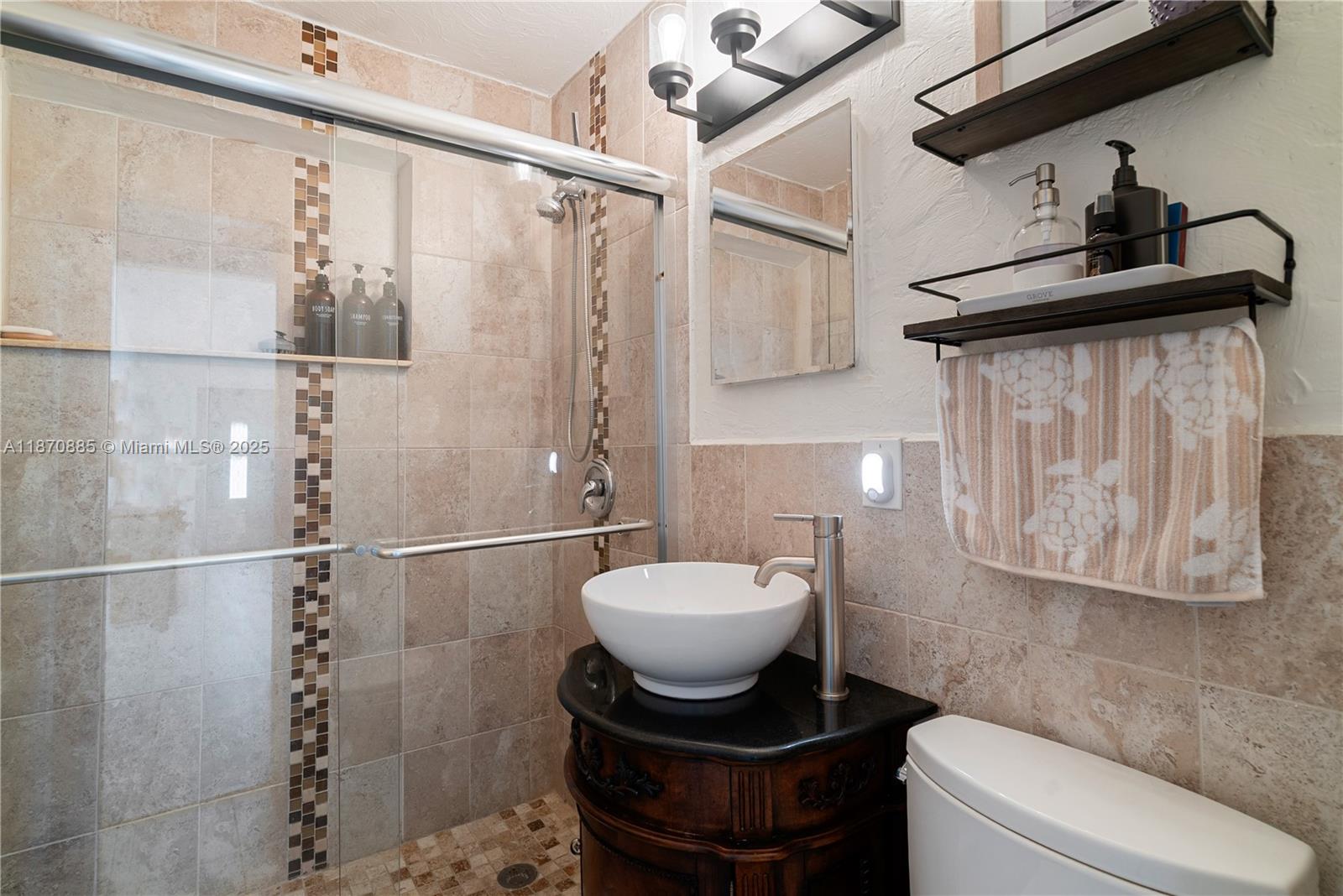 HARBOR SHORES - Residential