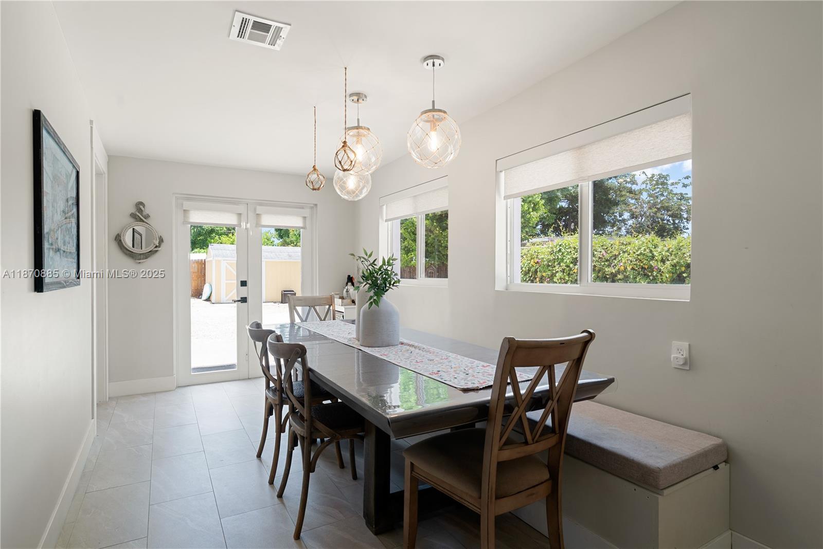 HARBOR SHORES - Residential