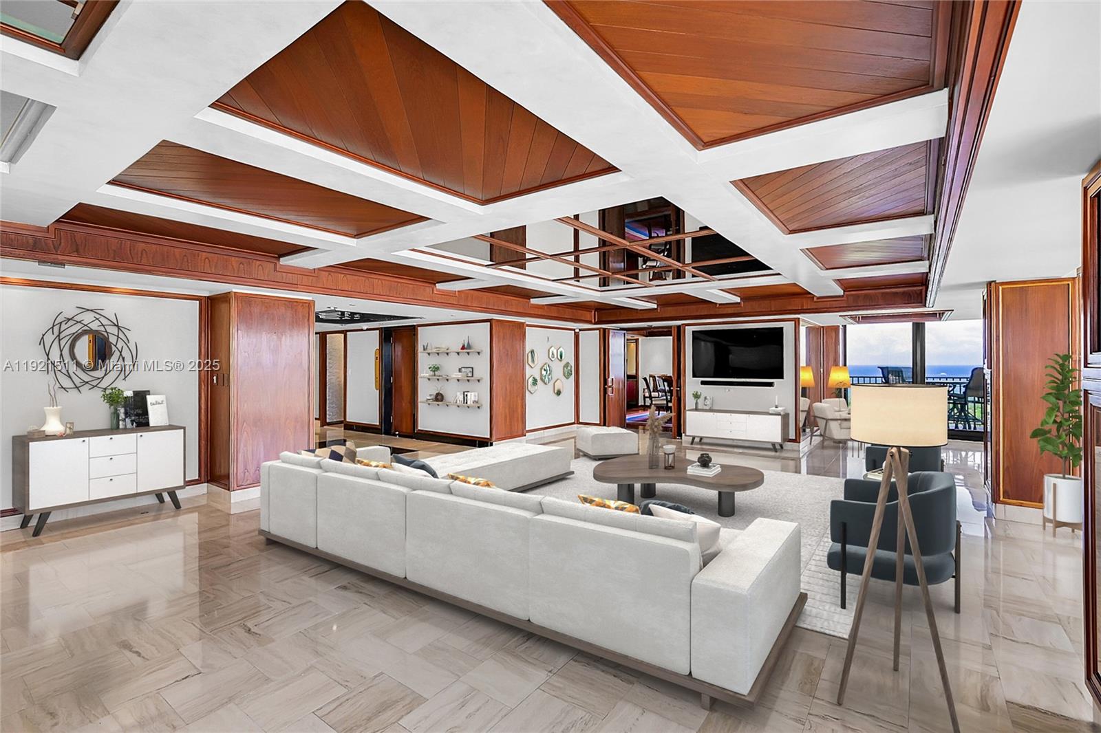 CORINTHIAN ON THE INTRACO - Residential