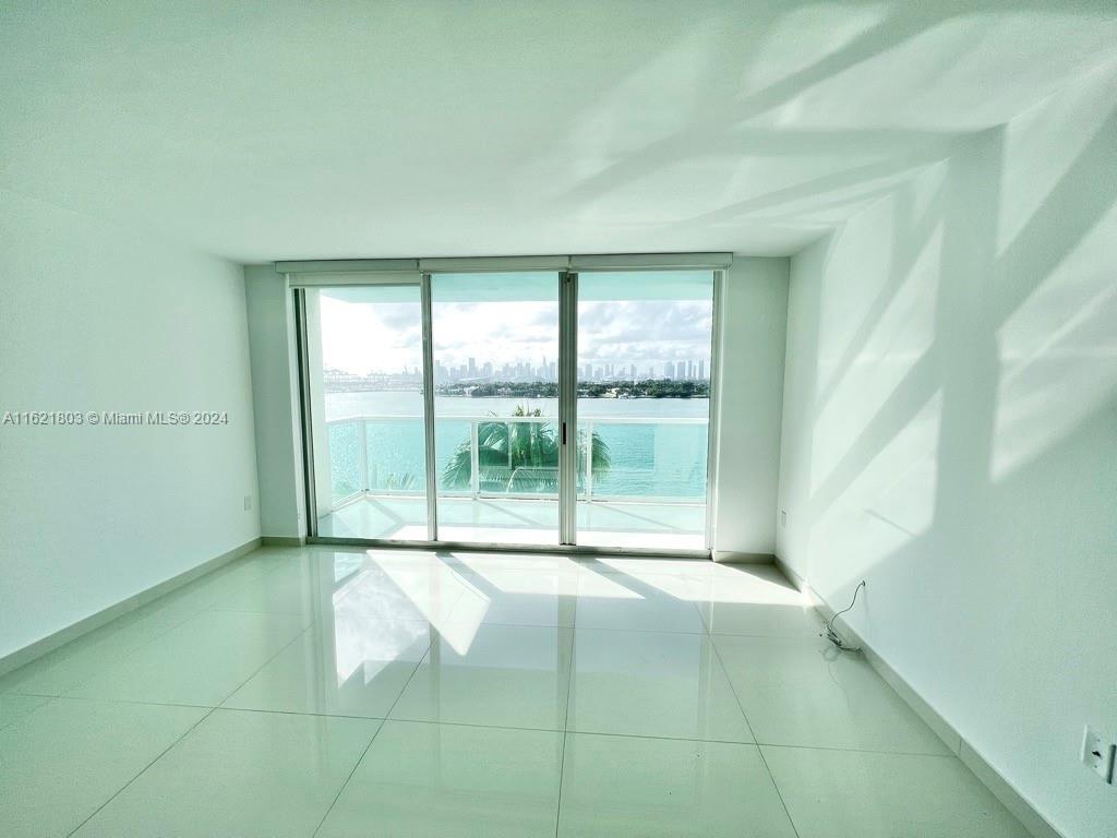 THE FLORIDIAN CONDO - Residential Lease