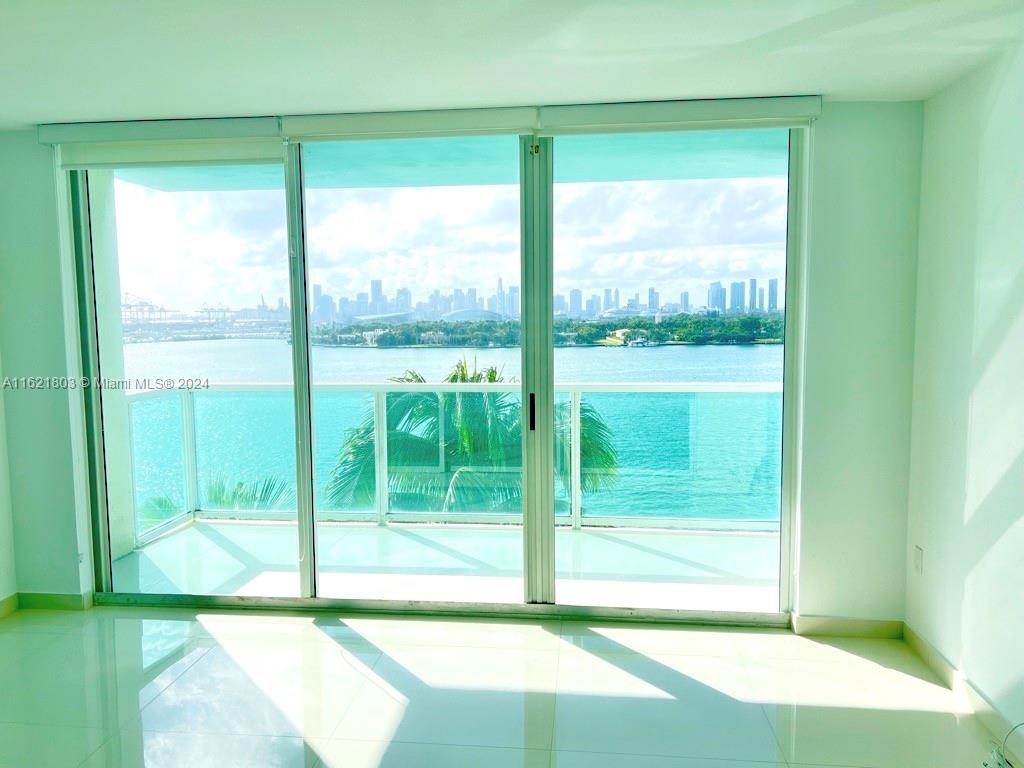 THE FLORIDIAN CONDO - Residential Lease