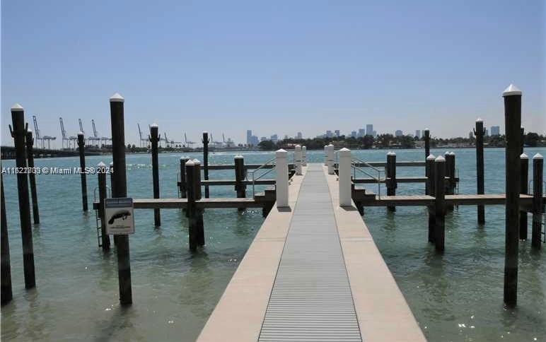 THE FLORIDIAN CONDO - Residential Lease