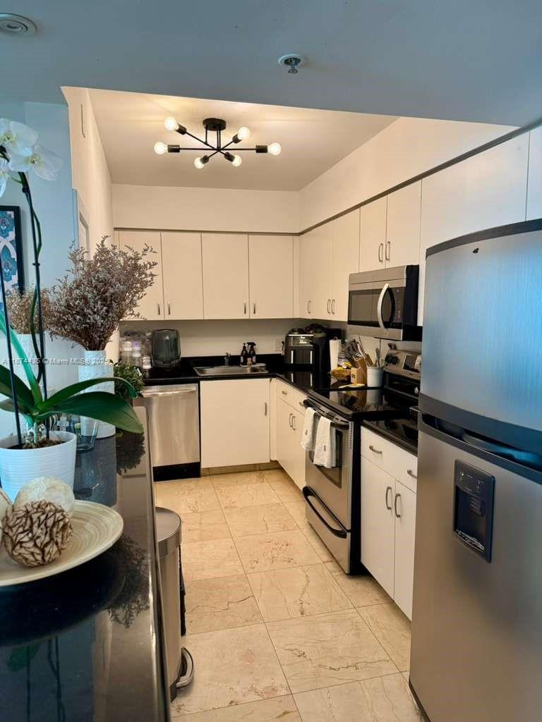 800 Claughton Island Dr 1003