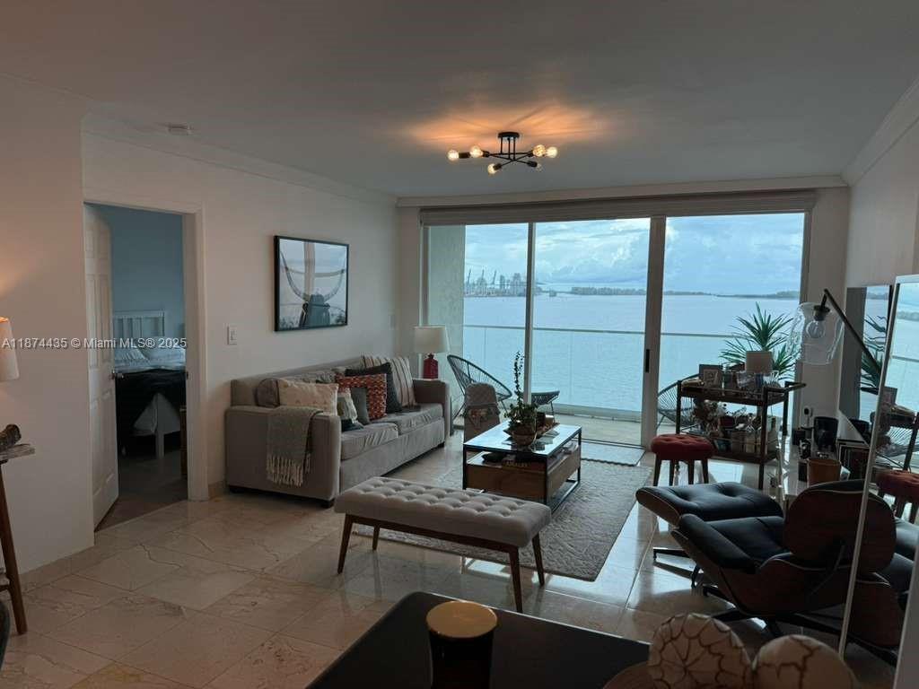 800 Claughton Island Dr 1003