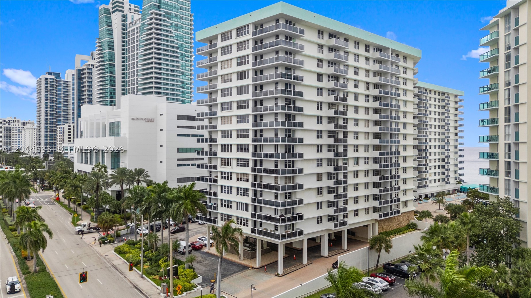 3725 S Ocean Dr 1117