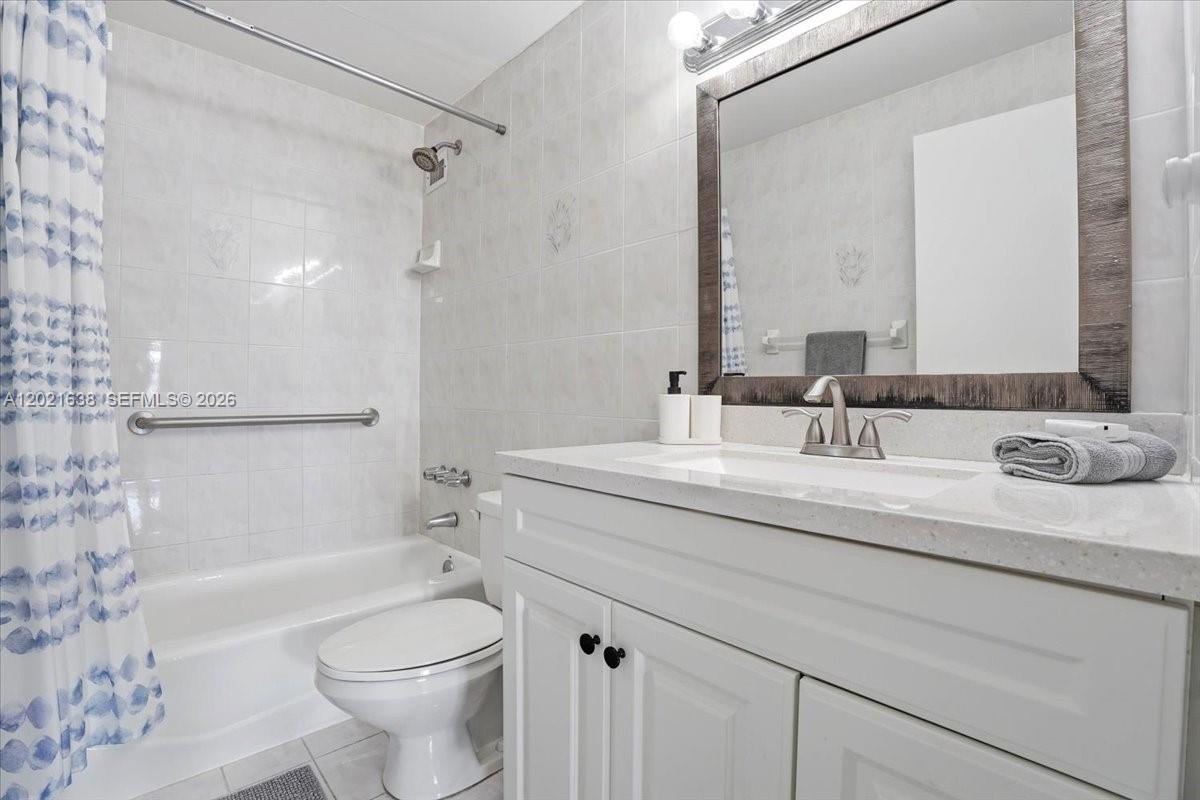 THE PAVILION CONDO - Residential