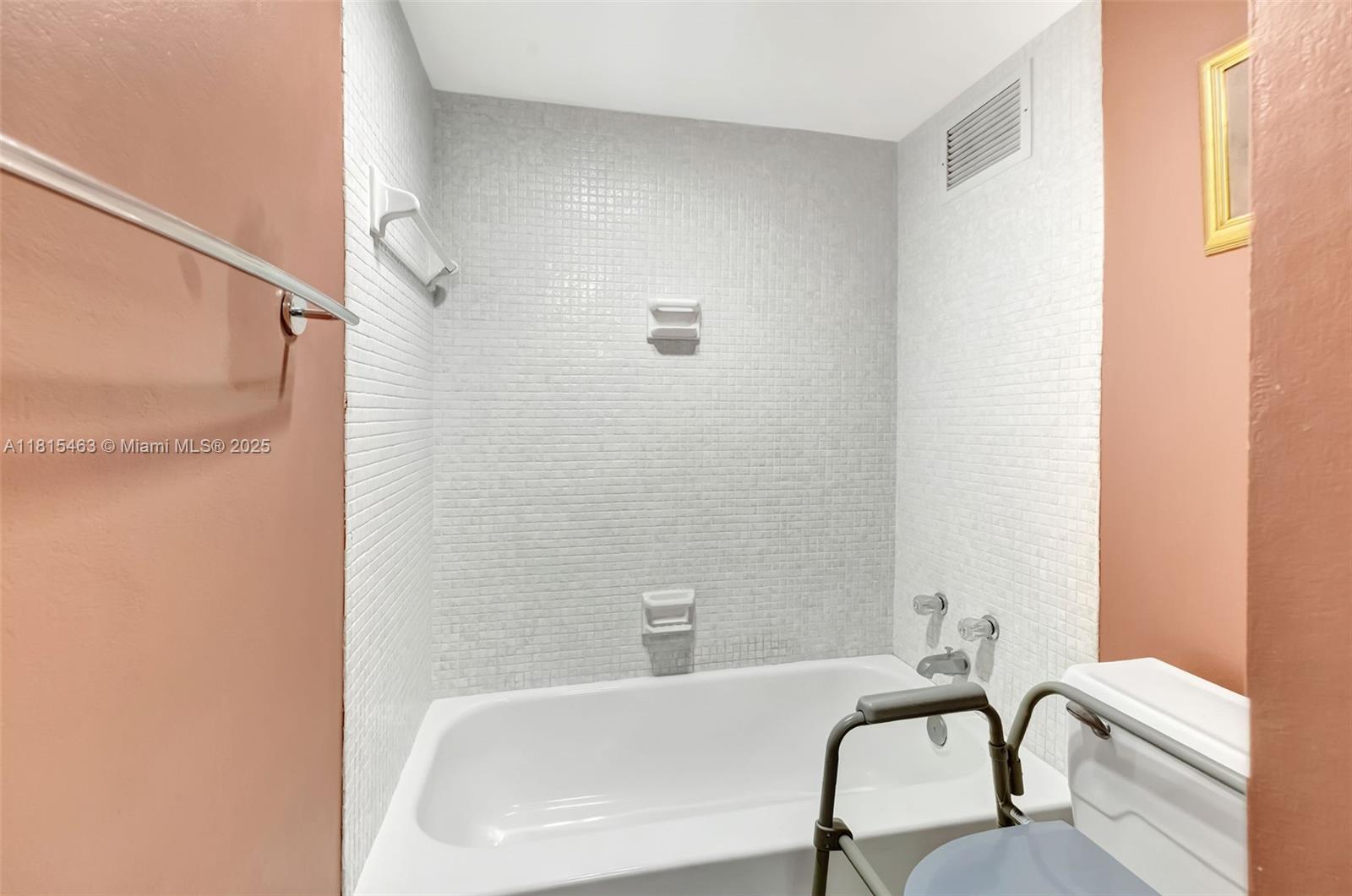 THE BELMONT CONDO - Residential