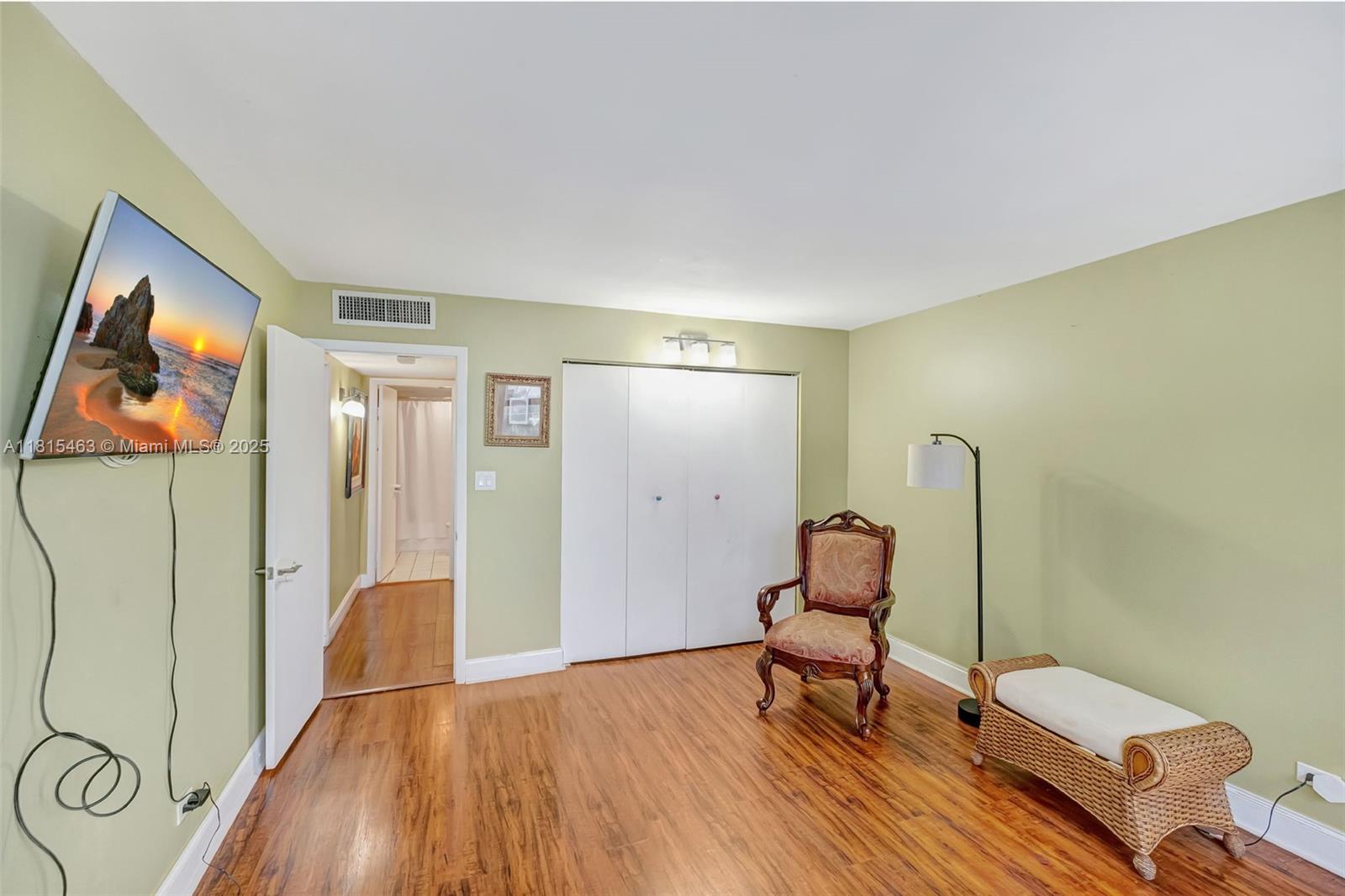 THE BELMONT CONDO - Residential