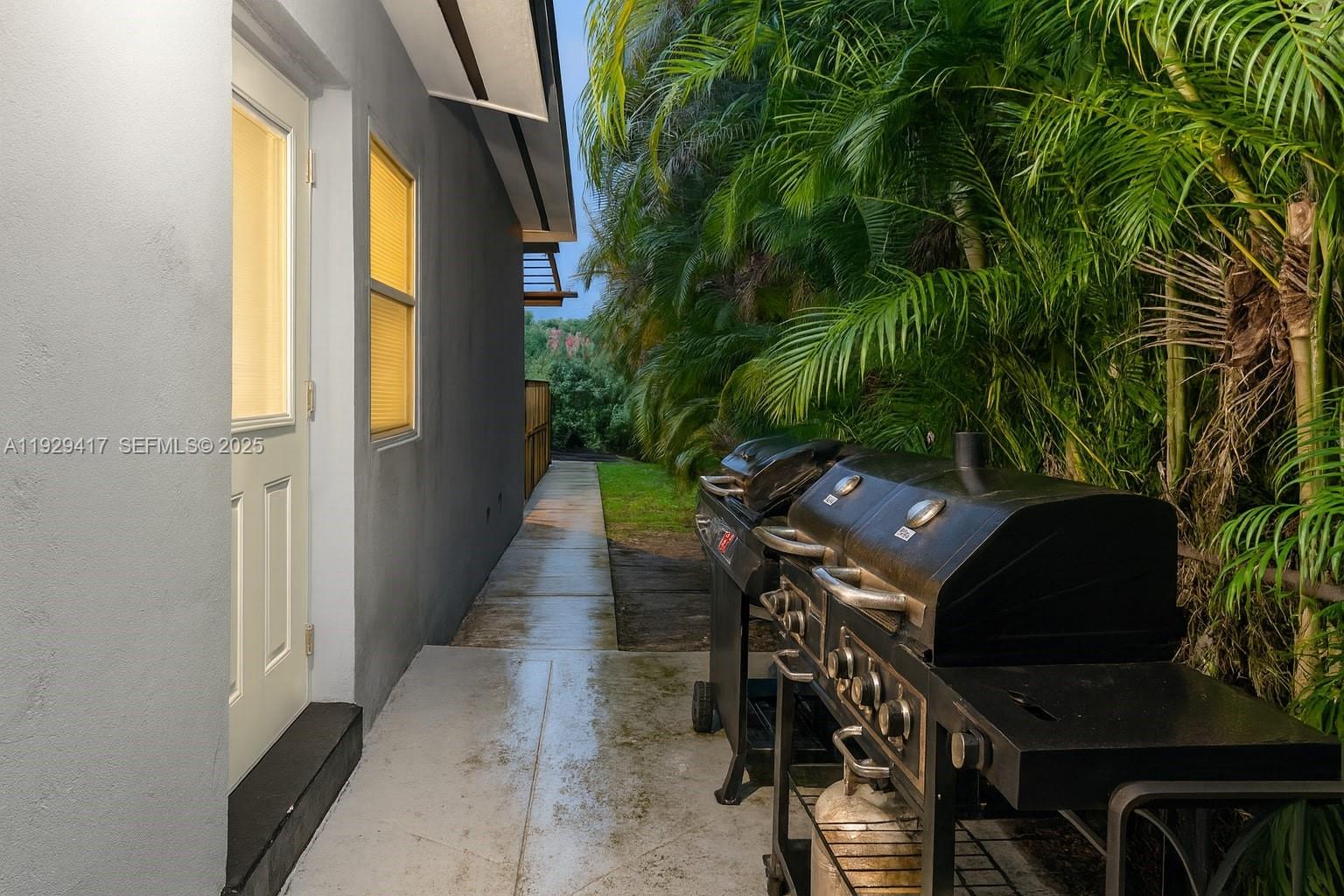 AMD PL BAY RIDGE - Residential