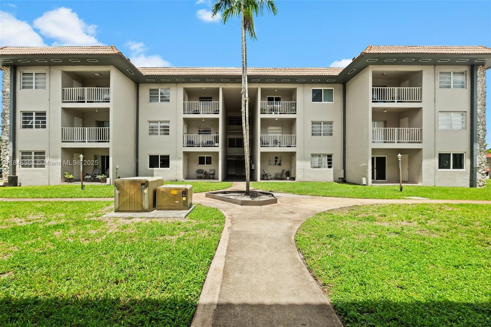 BEAUTIFUL APARTMENT IN THE TOWN OF MIAMI LAKES, SUBSTANTIALLY RENOVATED 1 BEDROOM 1 BATHROOM CERAMIC FLOORS IN LIVING, CROWN MOLDINGS, LAMINATE FLOOR IN THE BEDROOM, LARGE WALK-IN CLOSET, GRANITE TOP IN THE KITCHEN. WITH IMPACT WINDOWS AND AN OPEN BALCONY, THIS UNIT IS CONVENIENTLY LOCATED NEXT TO THE LAUNDRY ROOM AND THE ELEVATOR. THIS COMMUNITY IS LOCATED ONLY 5 MINUTES FROM PUBLIX, AND A SHOPPING CENTER WITH RESTAURANTS, AND BARS. CLOSE TO THE MAJOR HIGHWAYS
