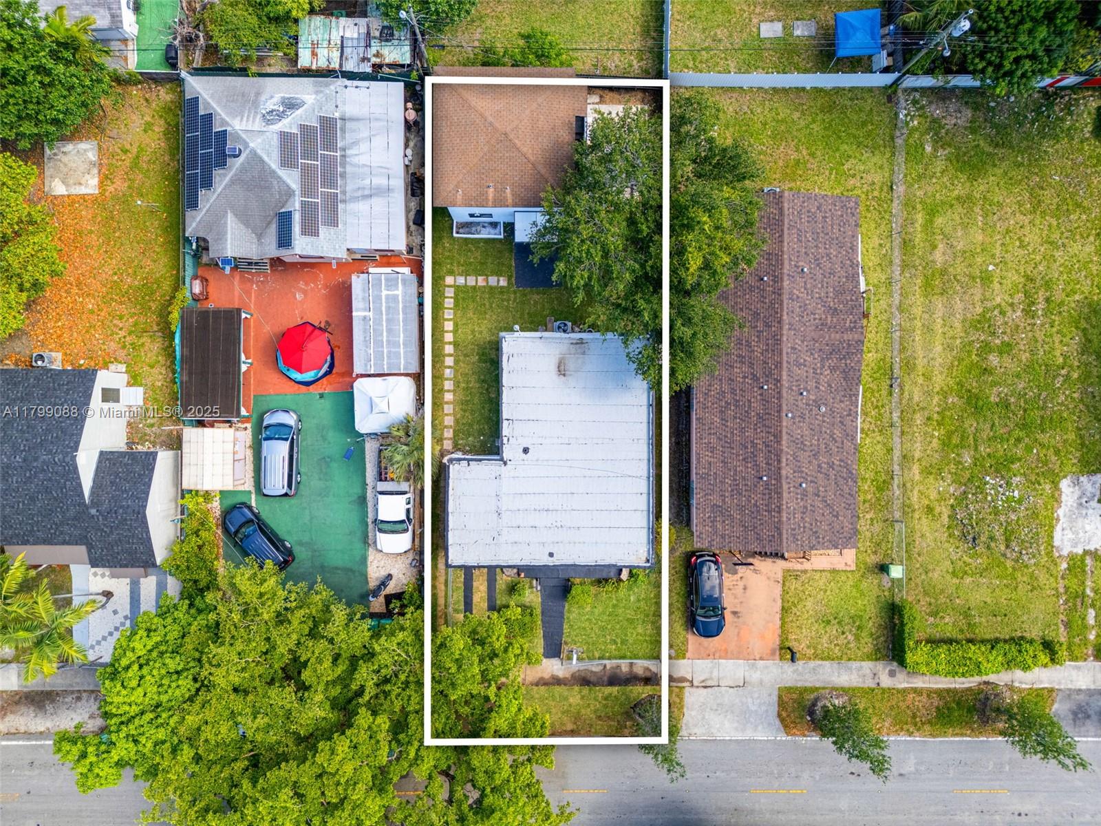 17TH AVE MANOR - Residential Income