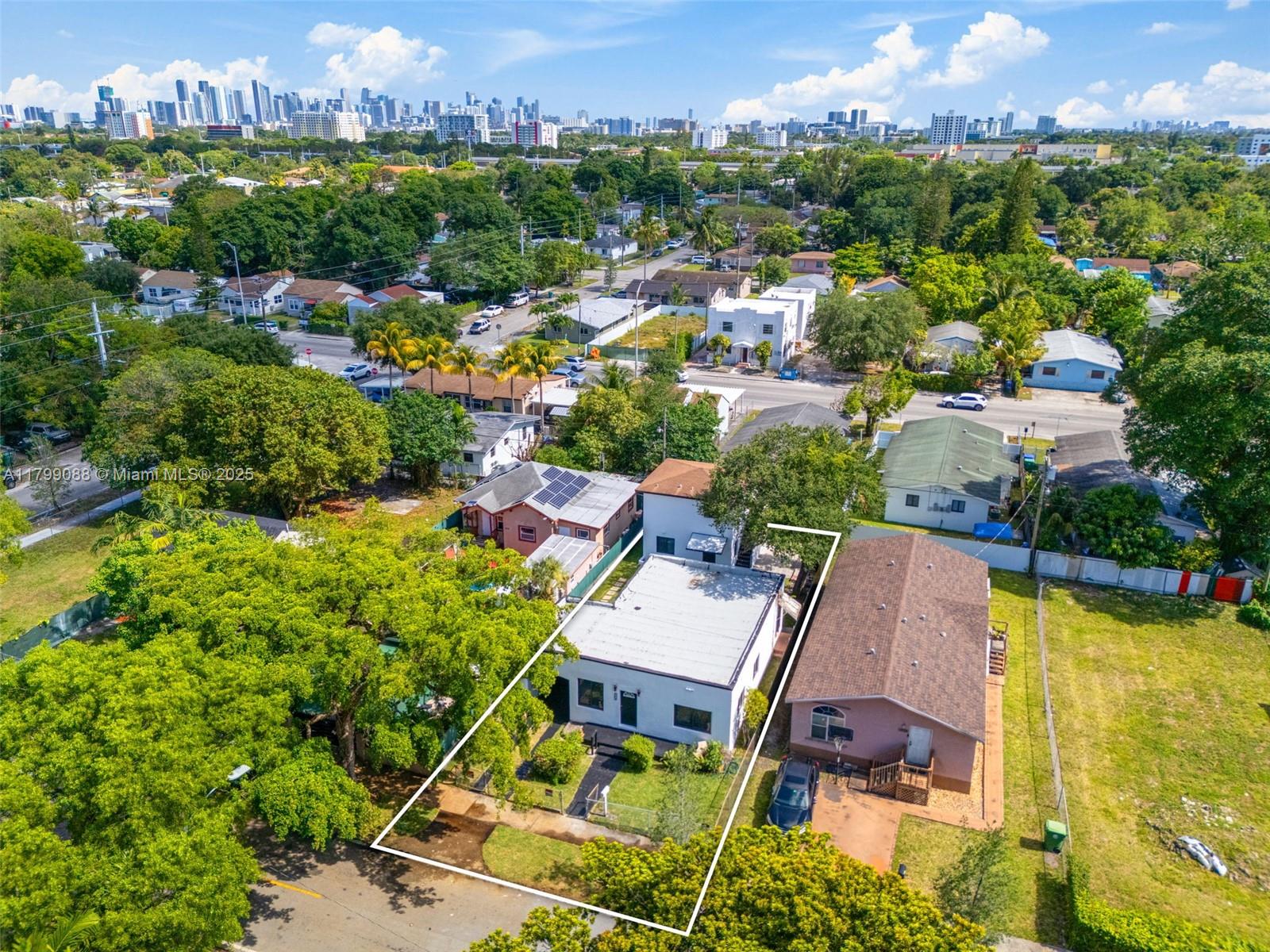 17TH AVE MANOR - Residential Income