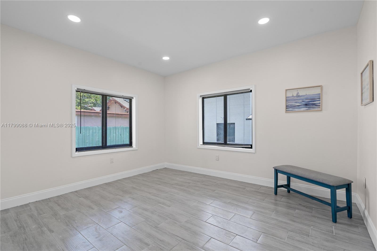 17TH AVE MANOR - Residential Income