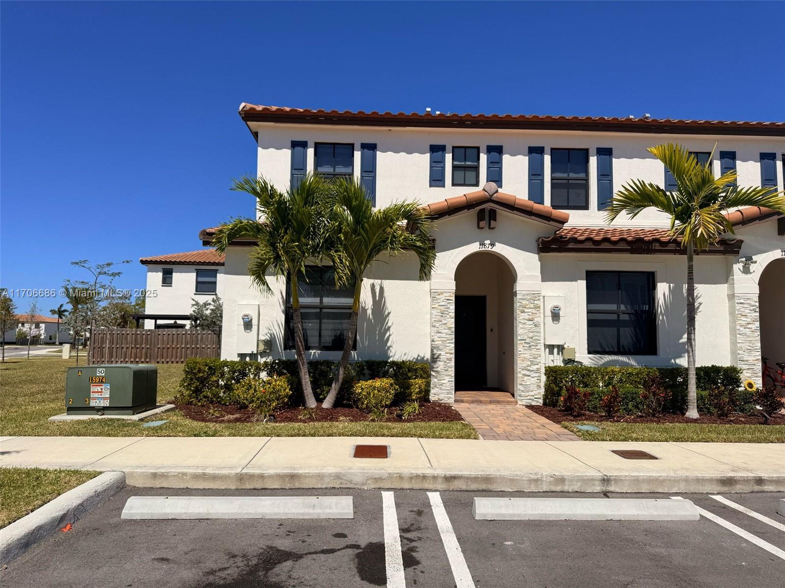11879 Sw 247th Ter, Homestead, Miami-Dade County, Florida - 3 Bedrooms  
3 Bathrooms - 