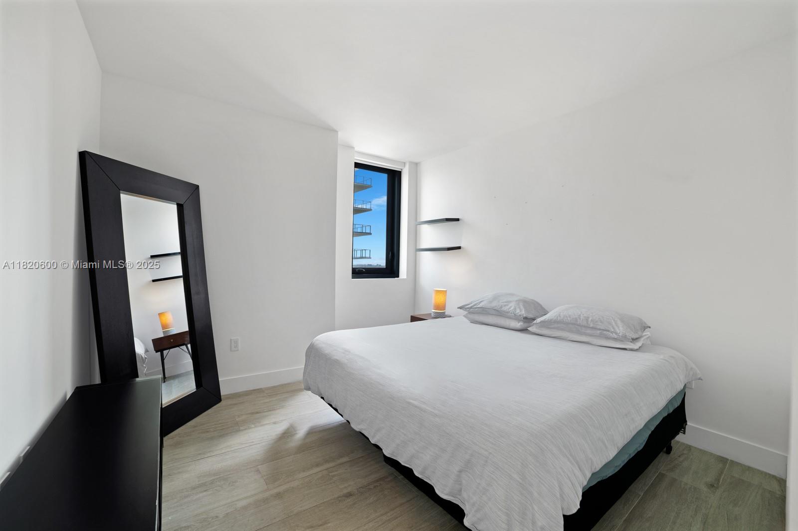 3401 MIDTOWN CONDO - Residential Lease