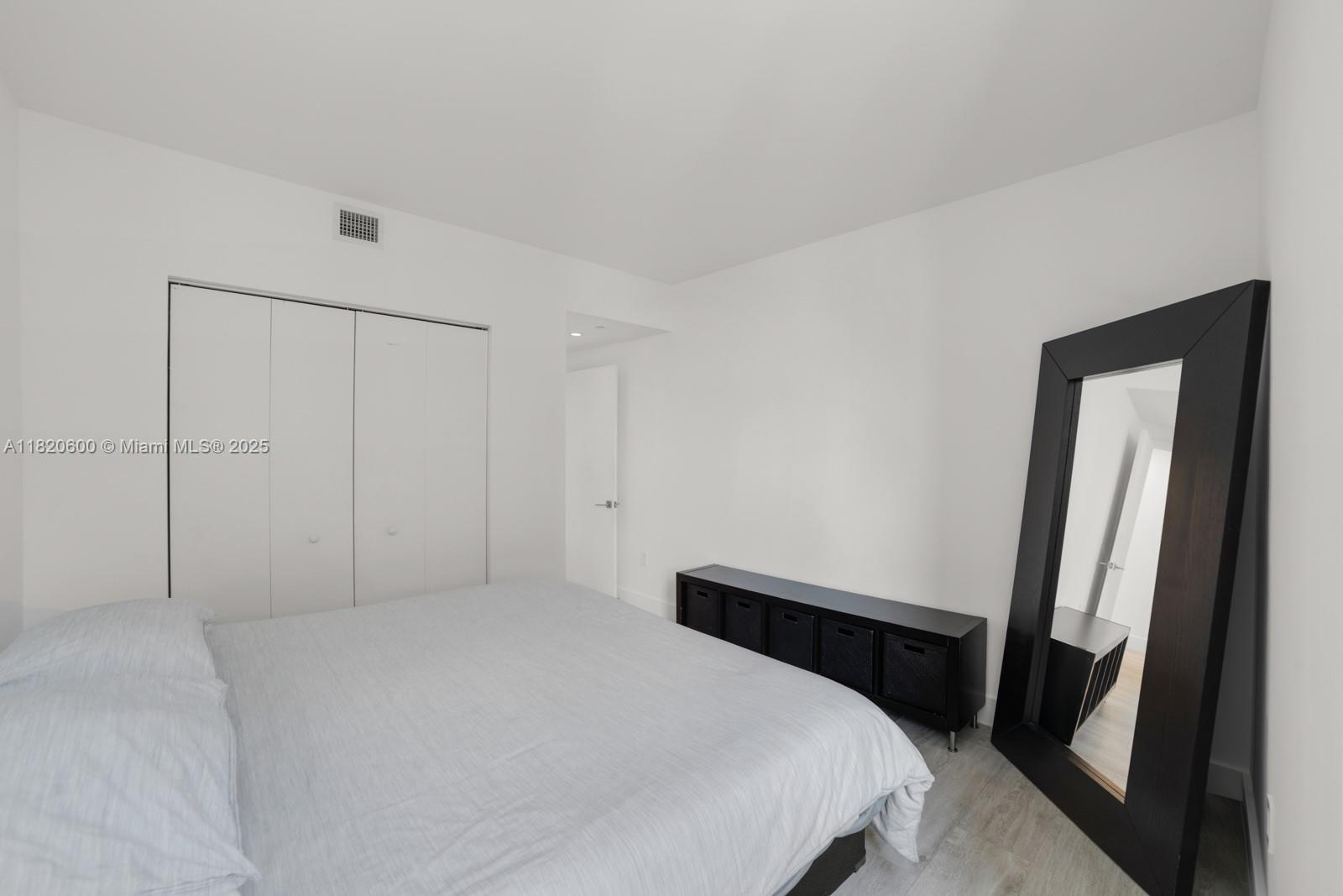 3401 MIDTOWN CONDO - Residential Lease