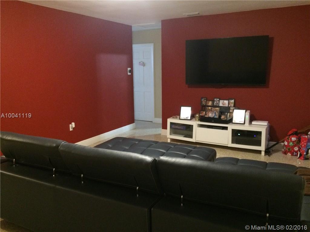 Berkeley Manor Sec 01 - Residential