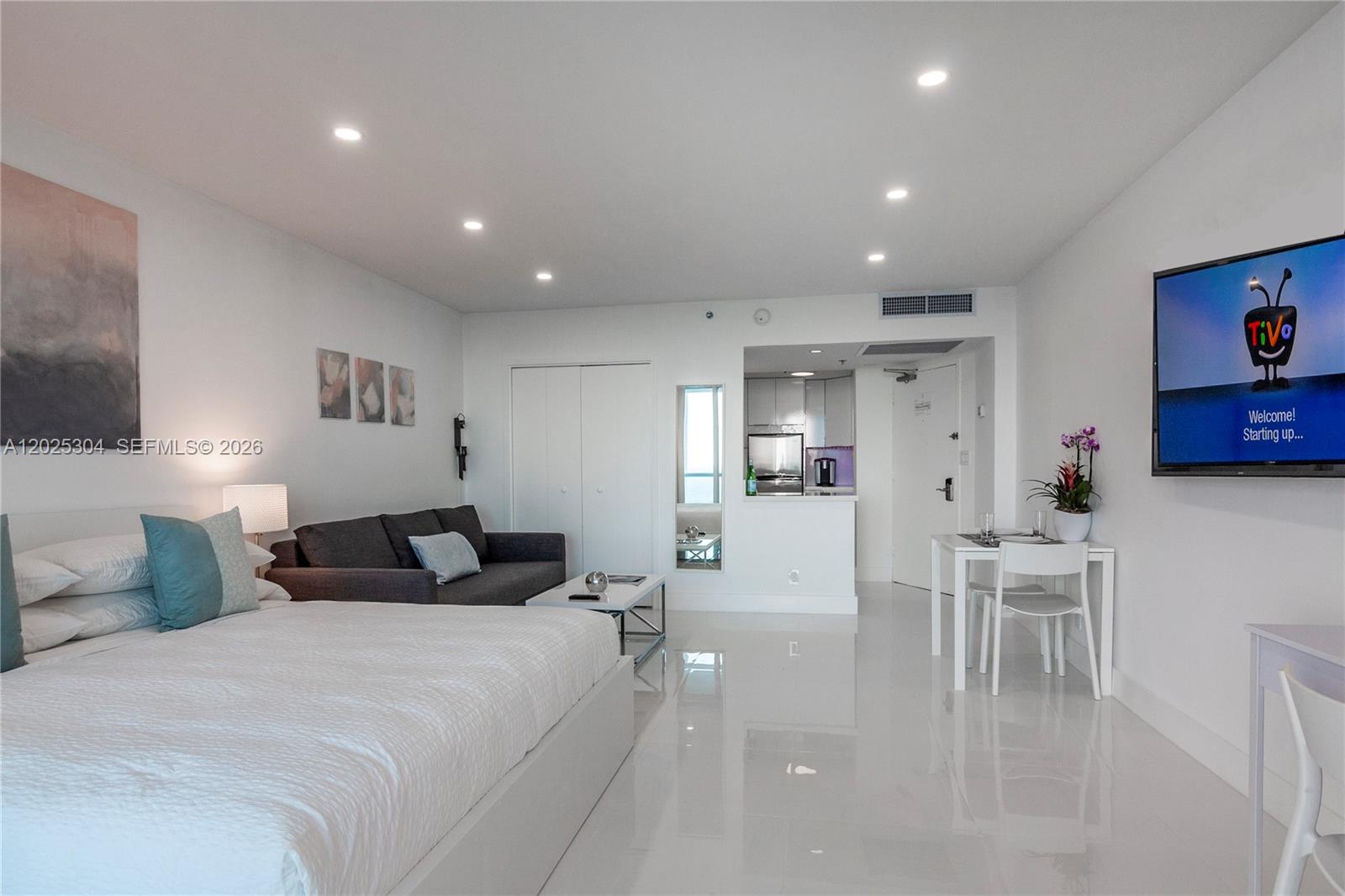 CASTLE BEACH CLUB CONDO - Residential