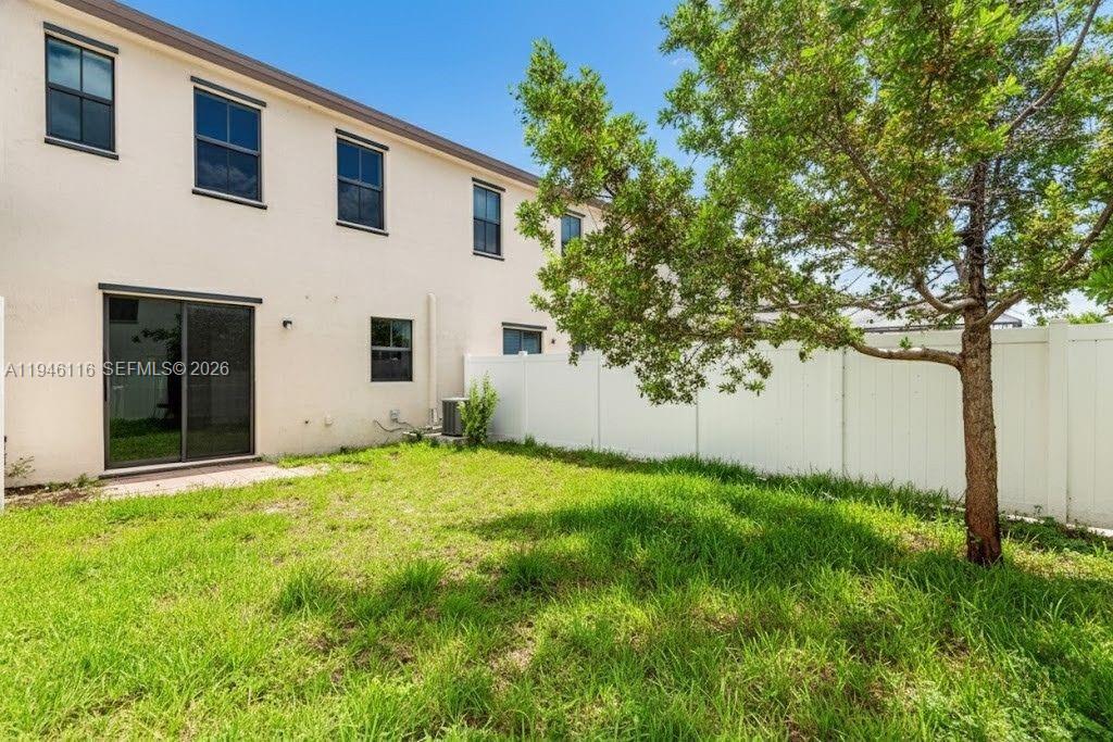 AQUABELLA NORTH REPLAT - Residential