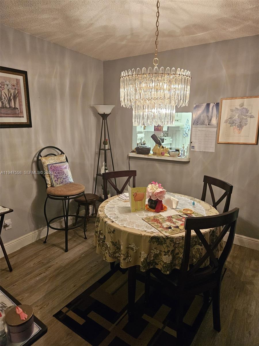 3591 Inverrary Dr 405