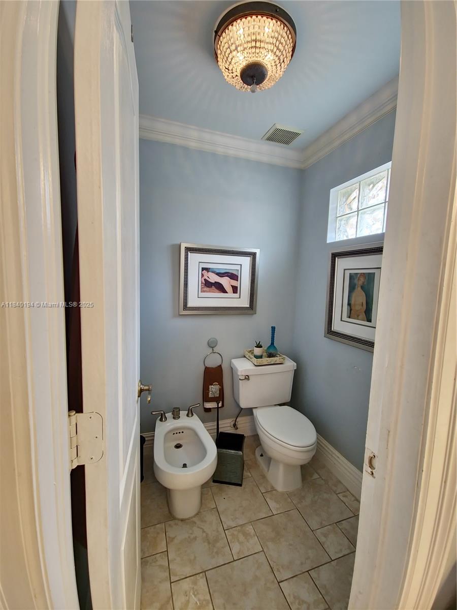 HIGHLANDS AT KENDALL 1ST - Residential