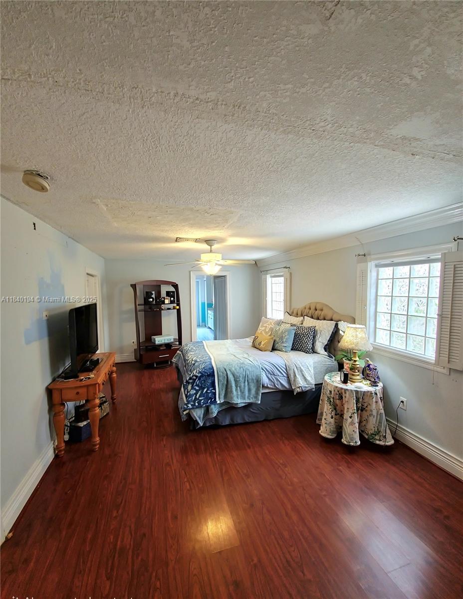 HIGHLANDS AT KENDALL 1ST - Residential