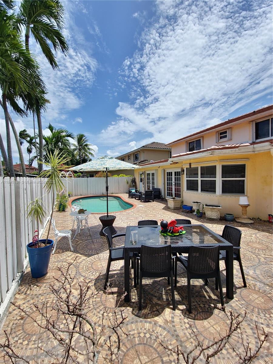 HIGHLANDS AT KENDALL 1ST - Residential