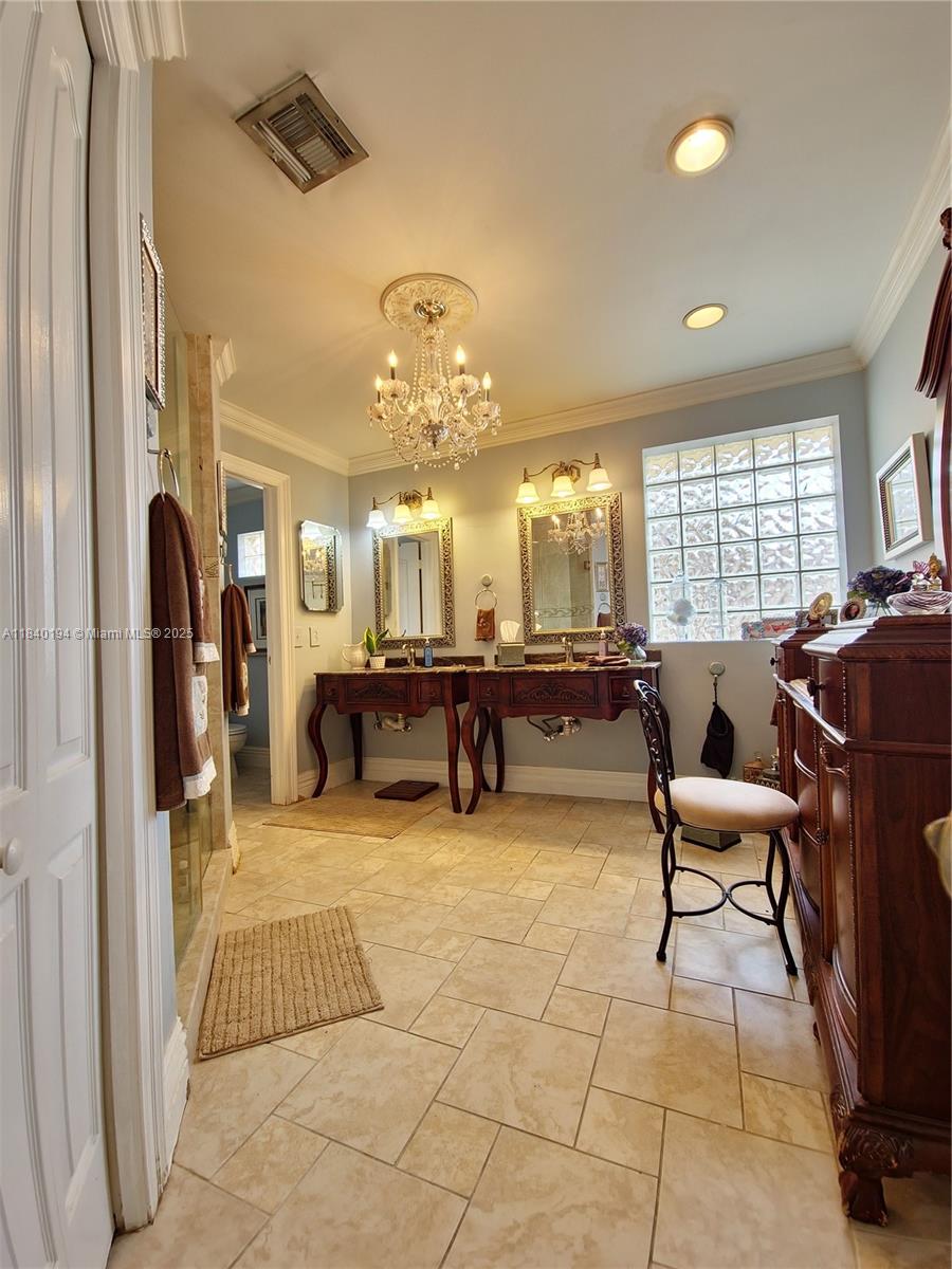 HIGHLANDS AT KENDALL 1ST - Residential