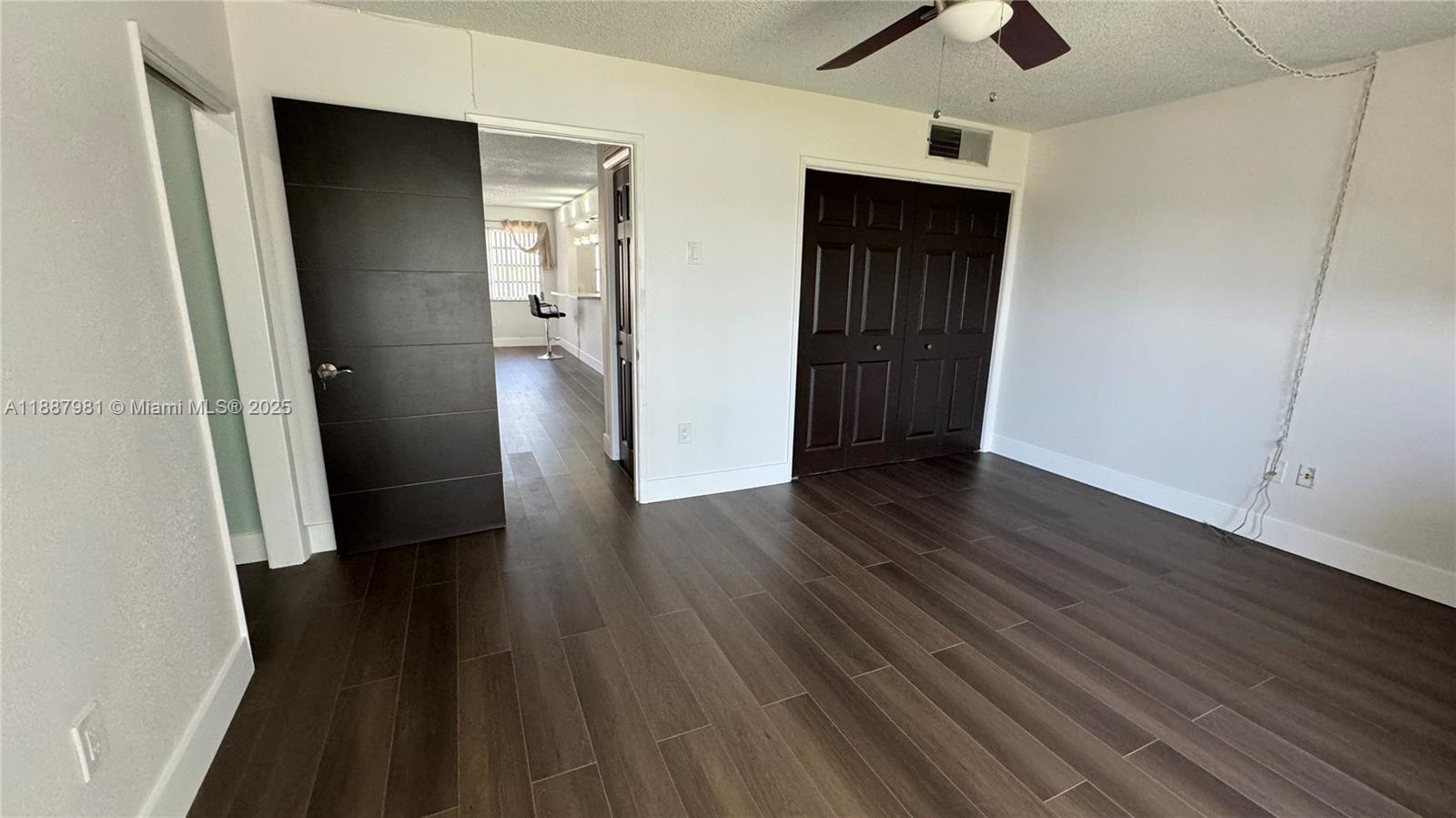 RO-MONT SOUTH CONDO E - Residential