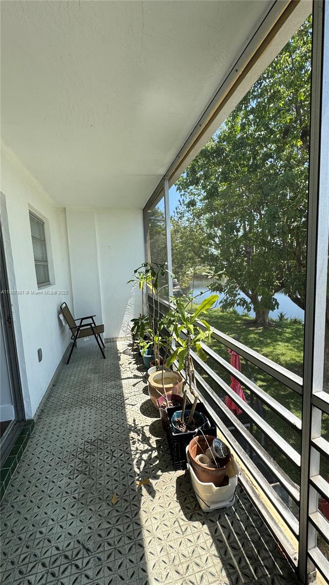 RO-MONT SOUTH CONDO E - Residential