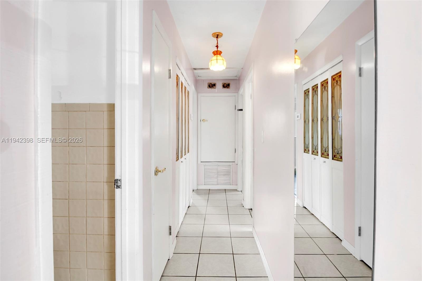 SCHOOL HOUSE SUB - Residential