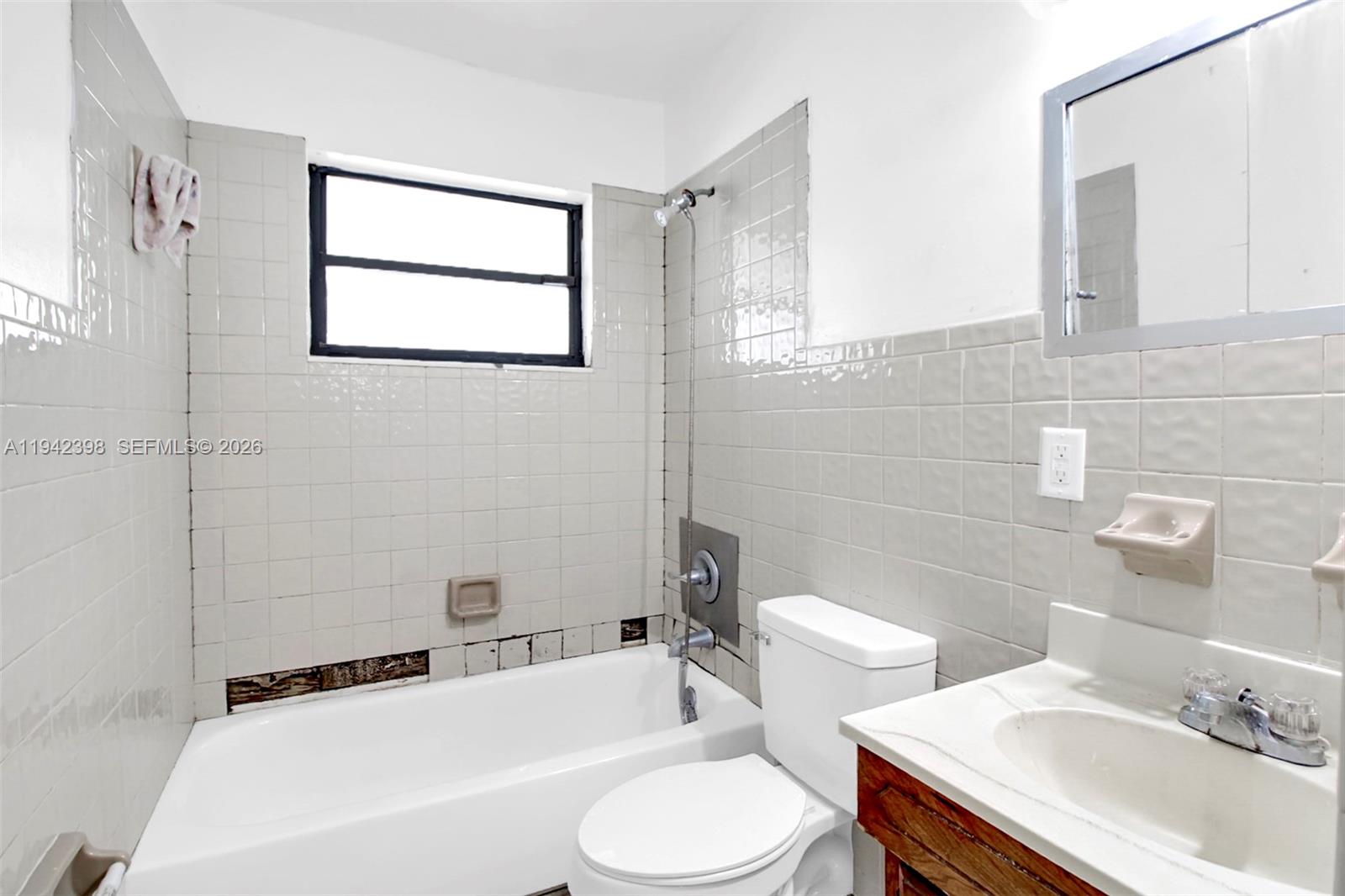 SCHOOL HOUSE SUB - Residential