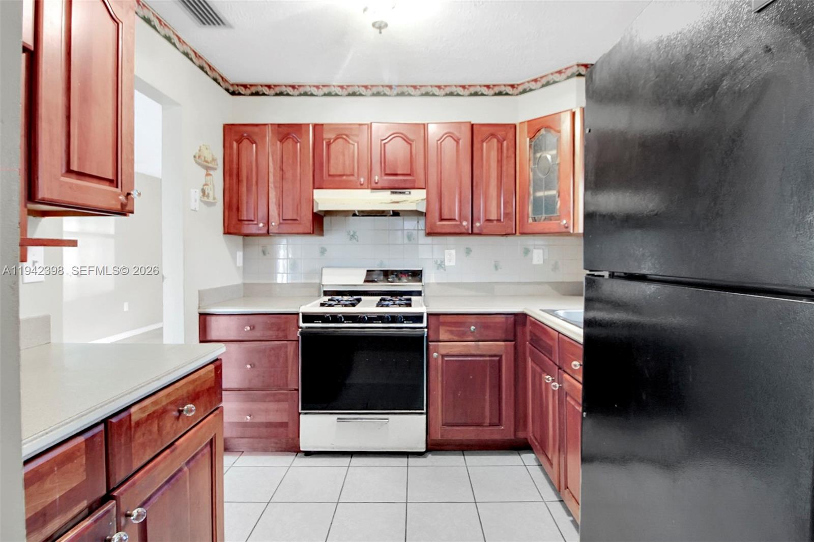 SCHOOL HOUSE SUB - Residential