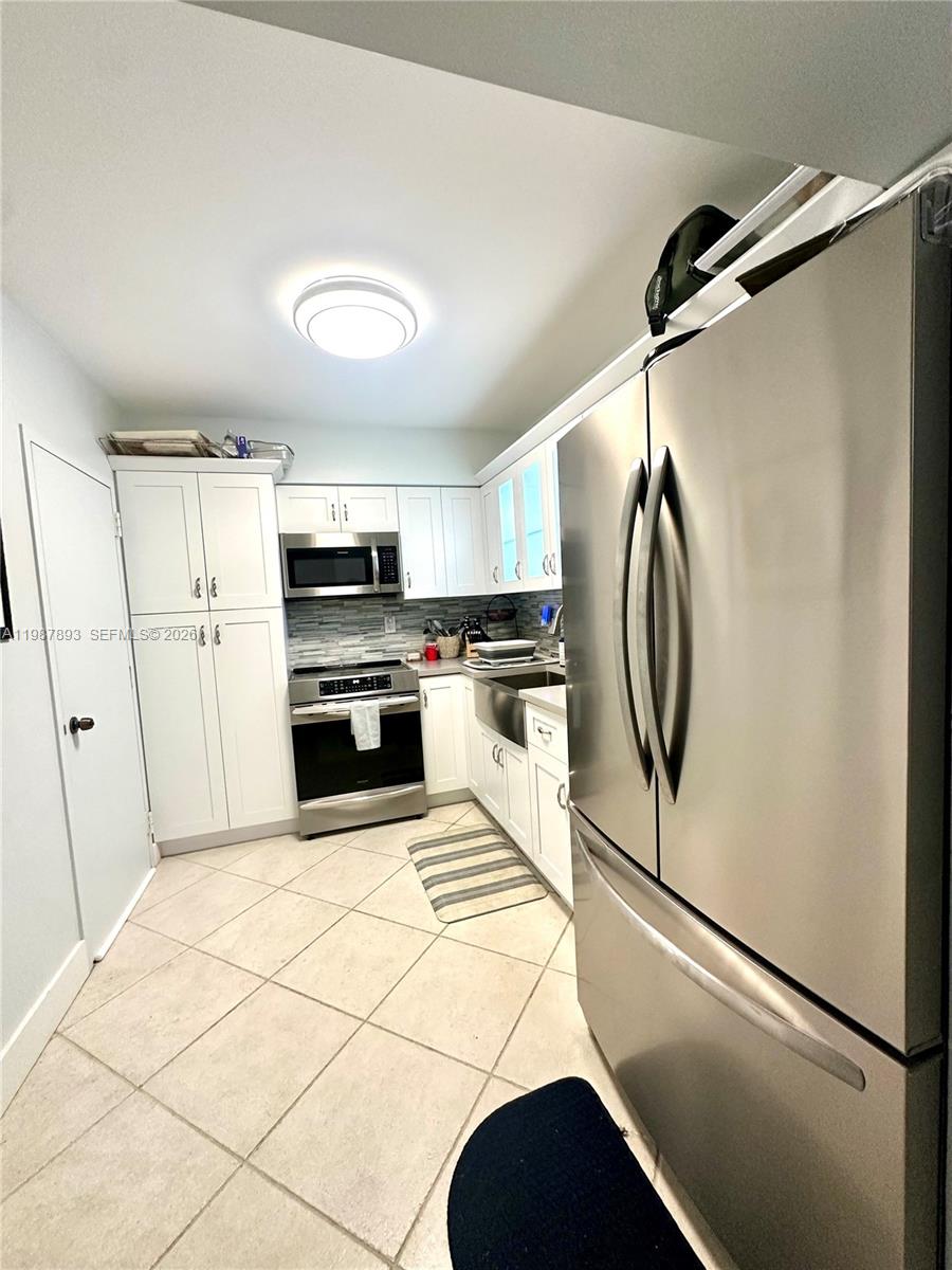 HEMISPHERES CONDO - Residential