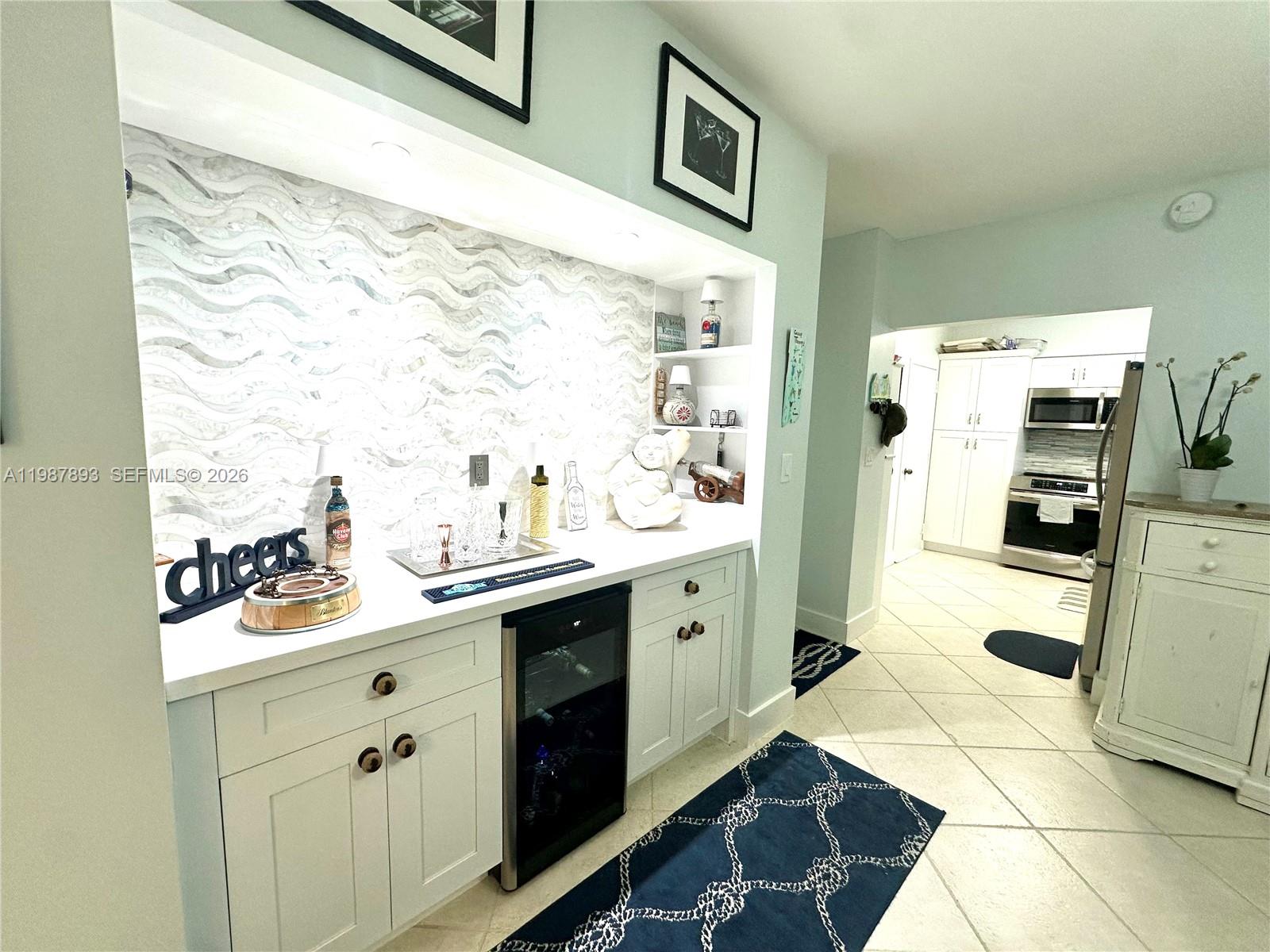 HEMISPHERES CONDO - Residential