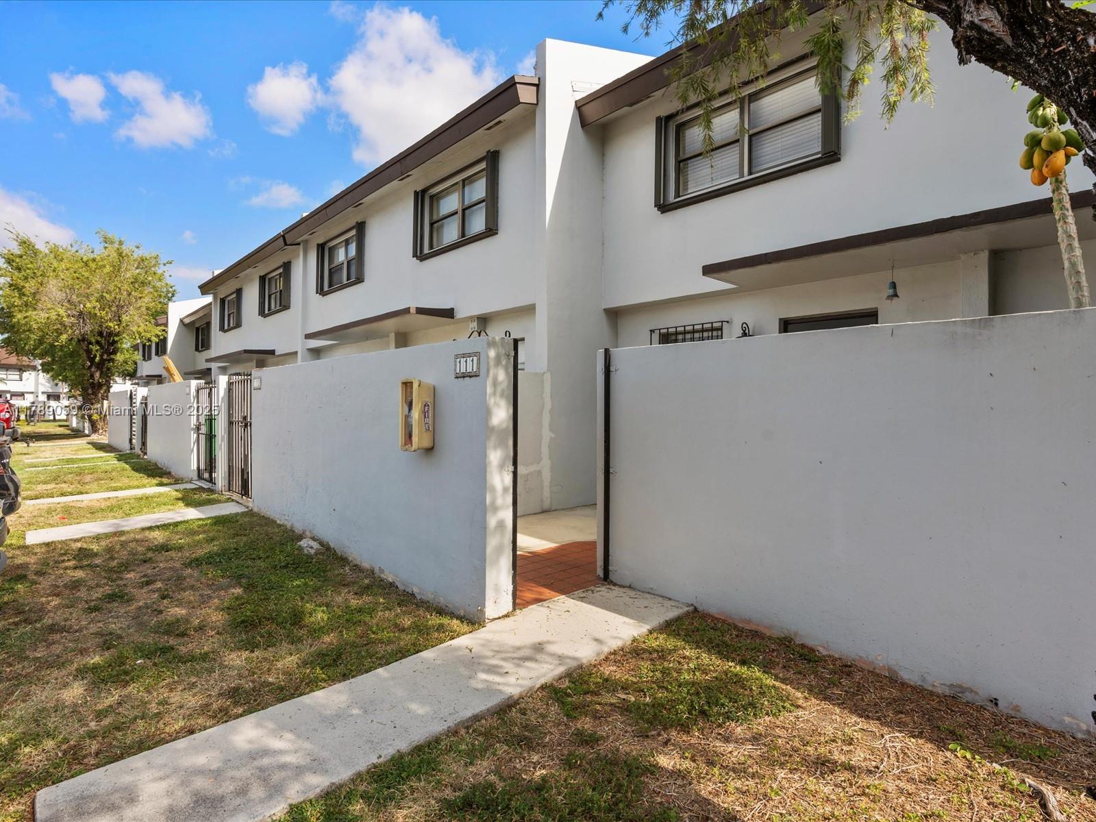 8000 SW 152nd Ave 111