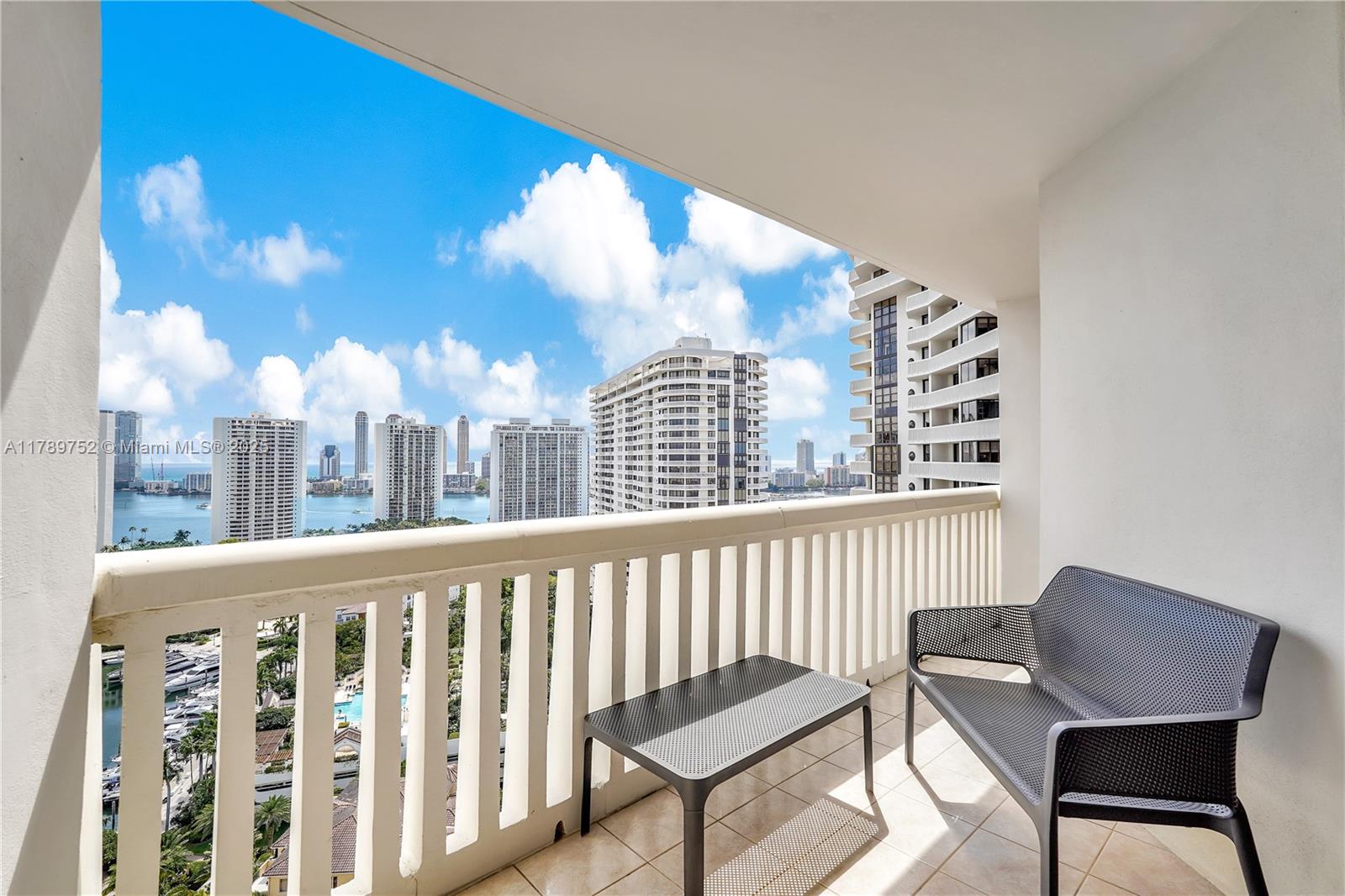 1000 Williams Island - Residential Lease