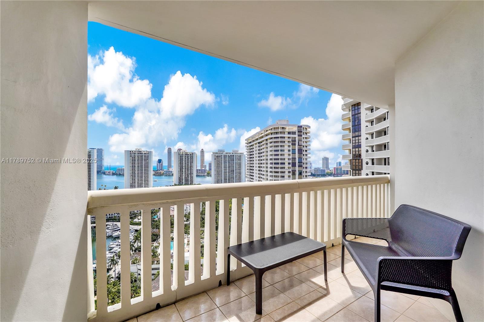 1000 Williams Island - Residential Lease