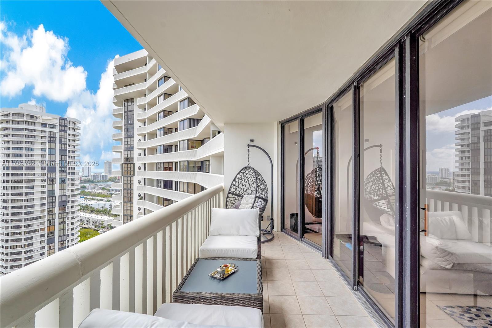 1000 Williams Island - Residential Lease