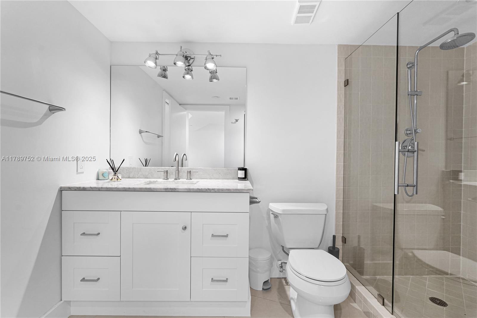 1000 Williams Island - Residential Lease