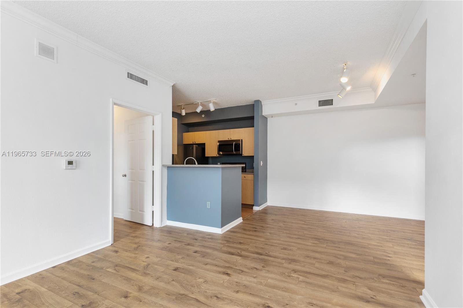 REGENT PARK CONDO - Residential