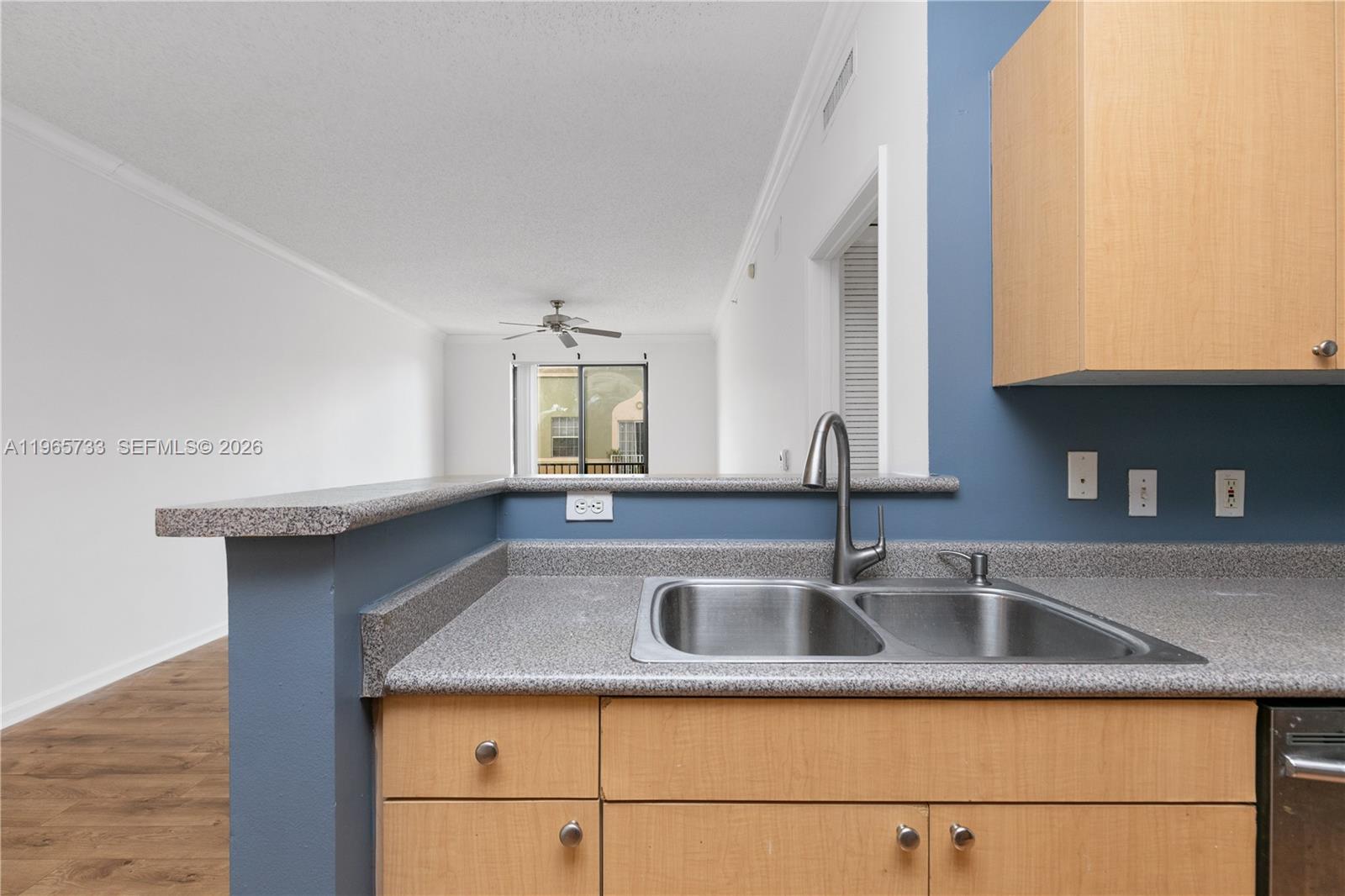 REGENT PARK CONDO - Residential