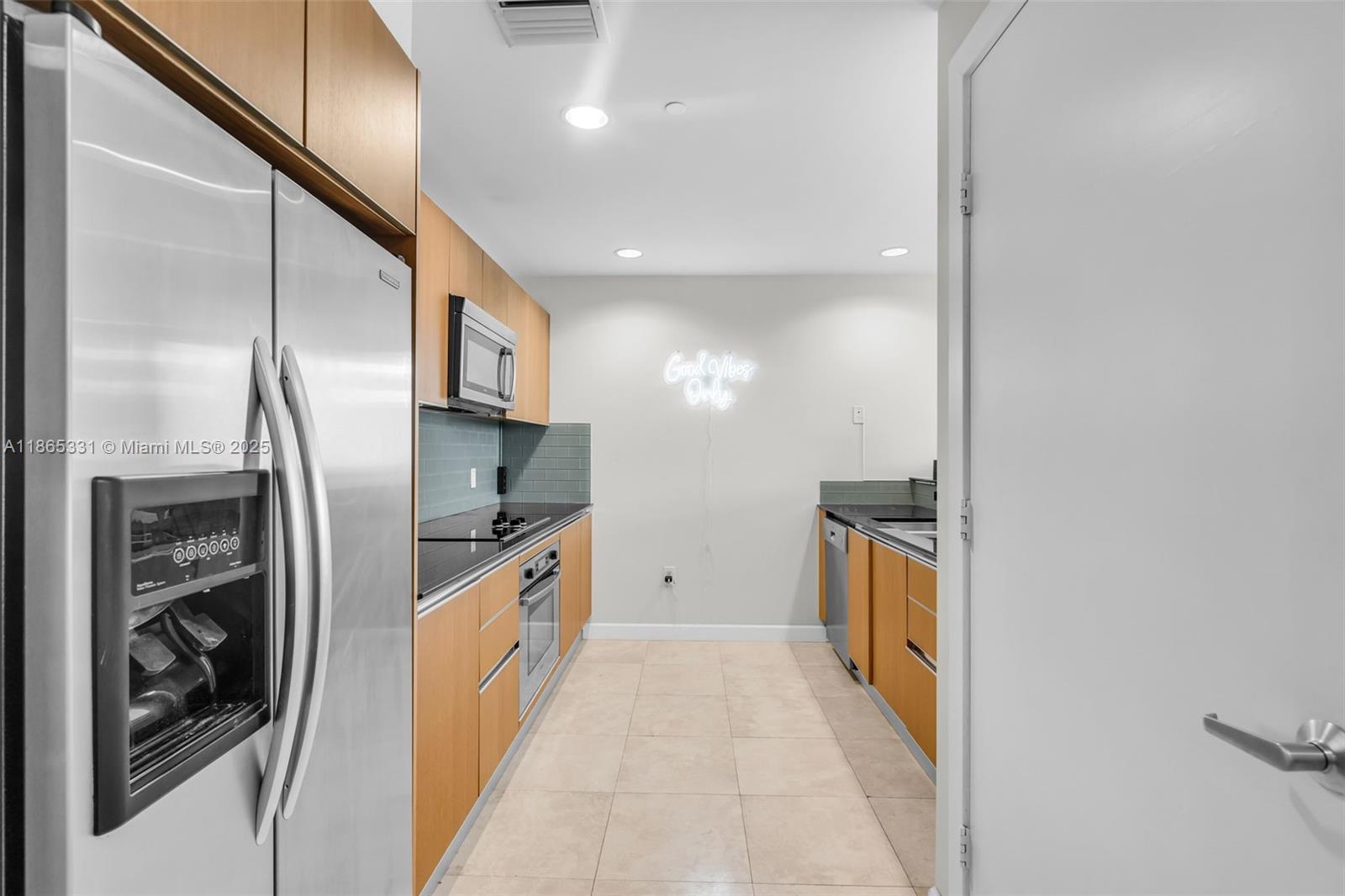 1060 Brickell Ave 3601