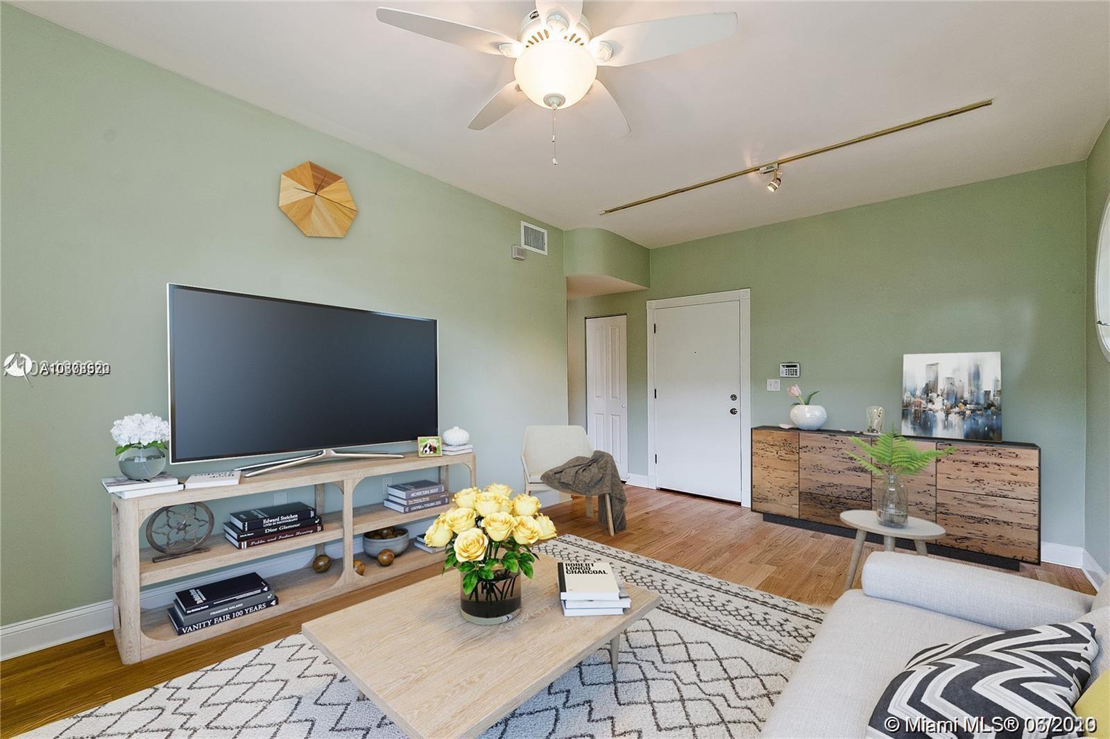 SOUTH BEACH RESIDENCES CO - Residential Lease